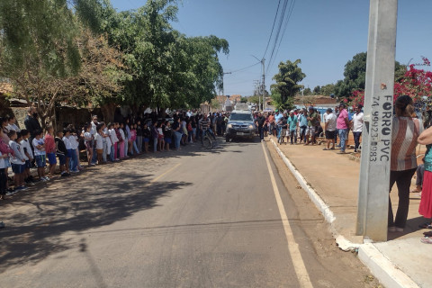 LAPÃO: Multidão vai às ruas para despedir-se de Pedro Guedes.